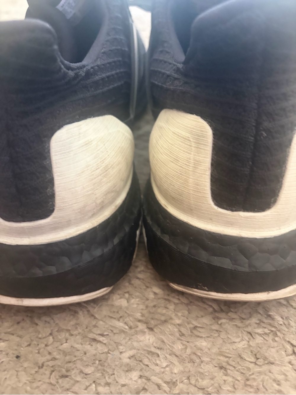 Pre own as is size 11.5 adidas UltraBoost 4.0 'Orca' G28965 Men's Shoes - Picture 5 of 6